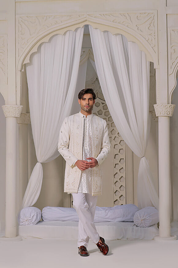 ADEM – IVORY WHITE WITH SILVER